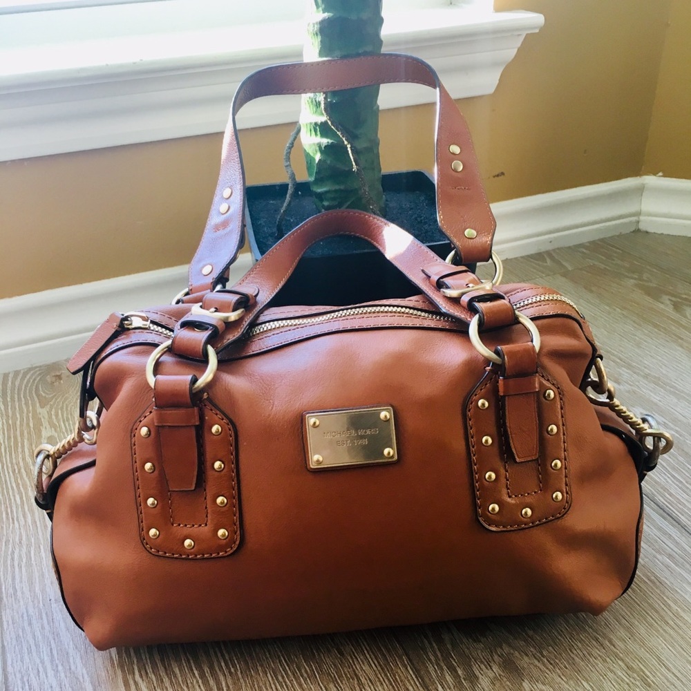 LIKE NEW Michael Kors Caramel Leather Bag